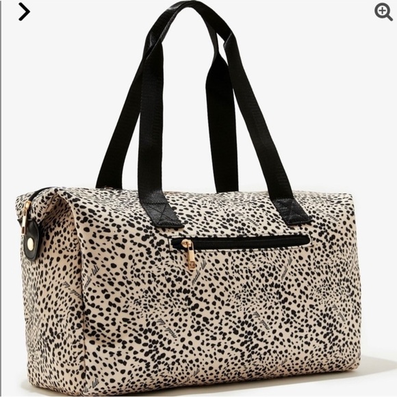 Chic Mali + Lili Black and Cream Textured Tote Bag - Picture 3 of 8